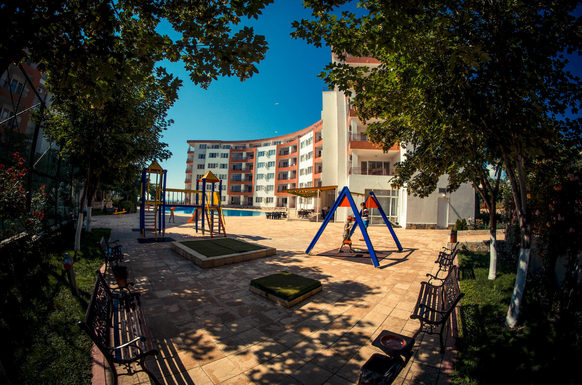 Riviera Fort Beach Равда Екстер'єр фото